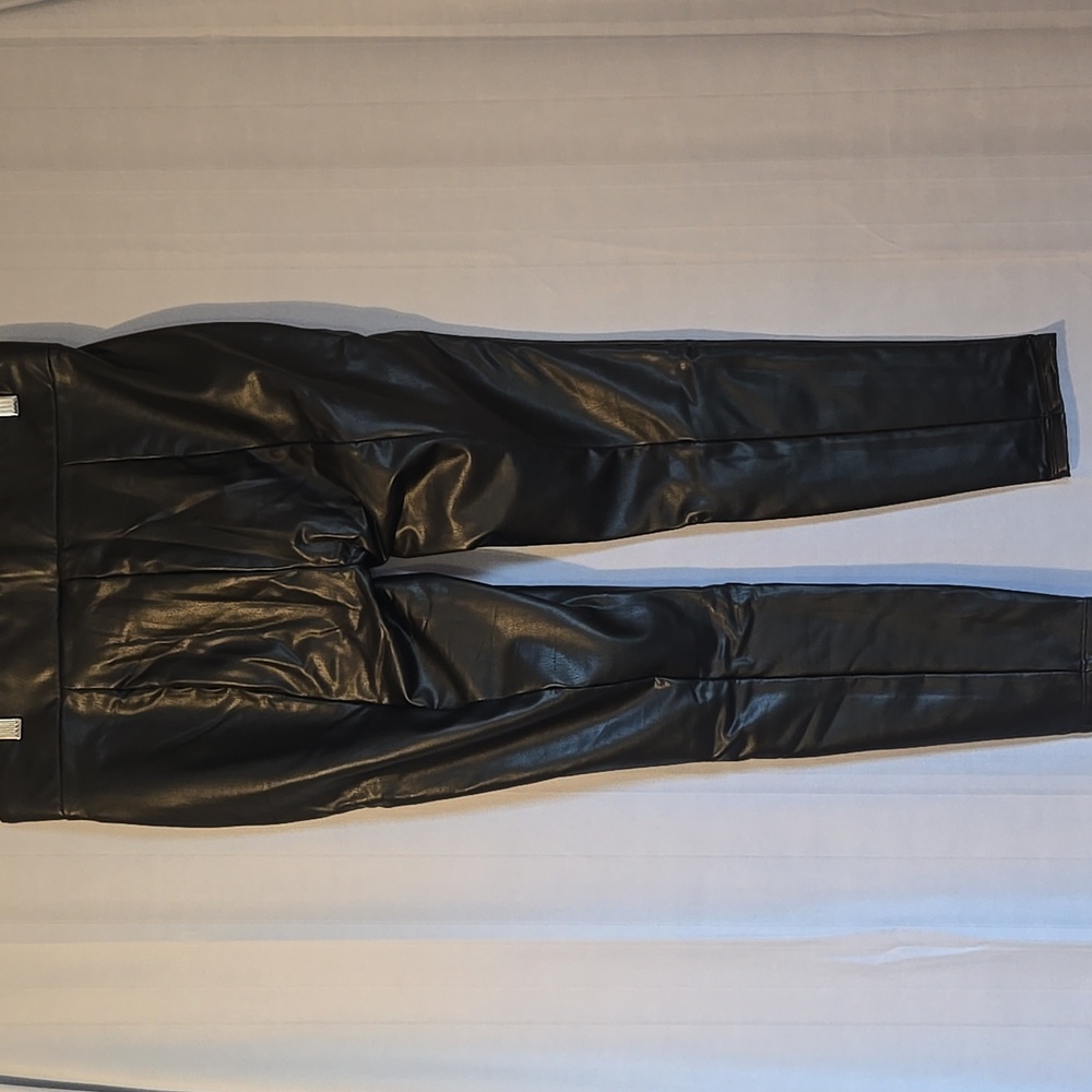 LOFT Black Faux Leather Leggings Sz Medium Petite NWOT - Picture 4 of 8